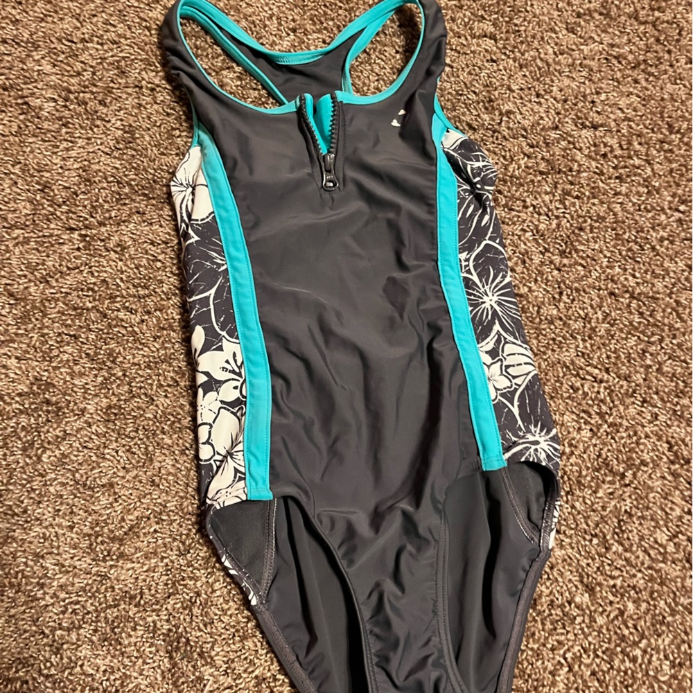 Kids one peice swim suit!